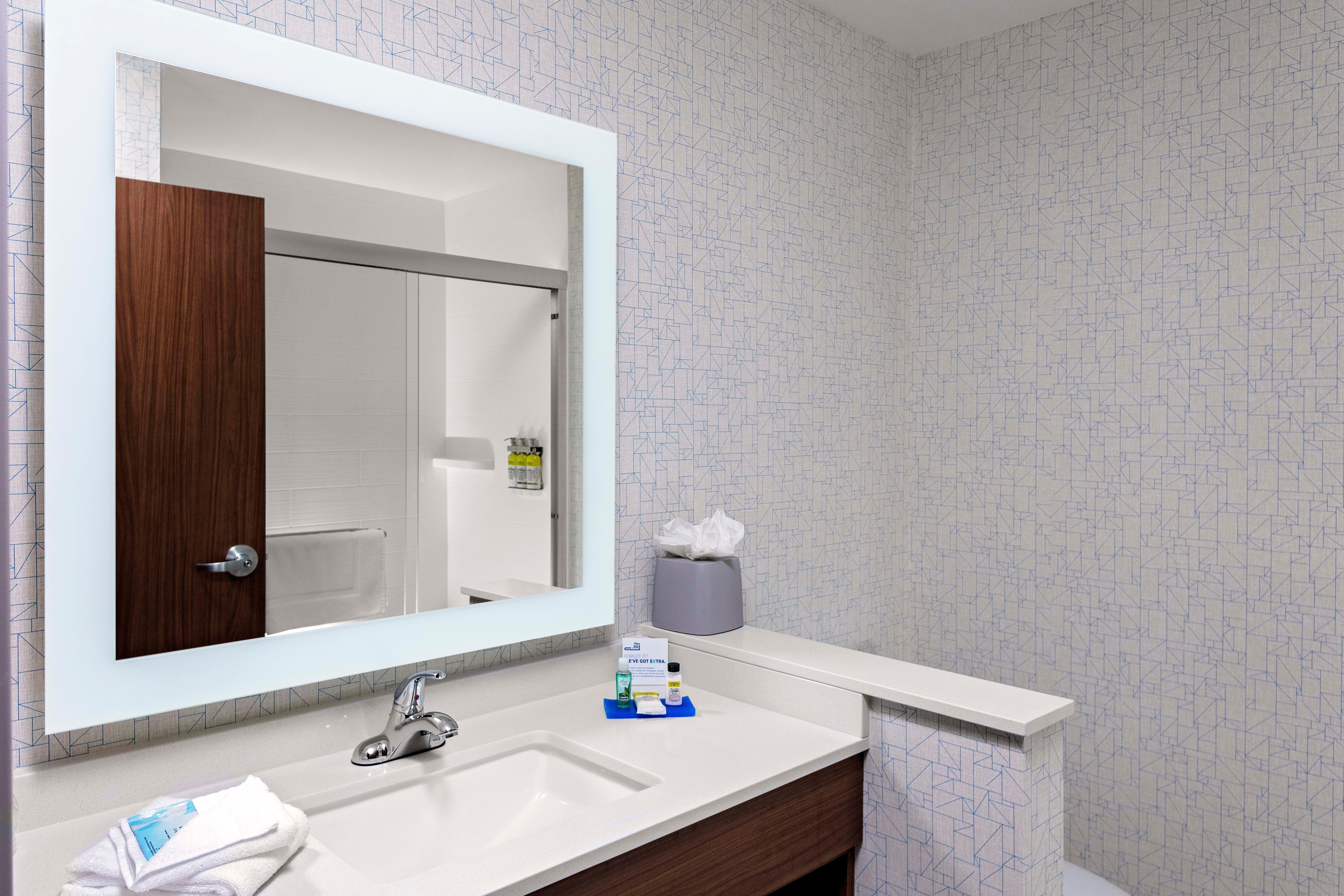 Express & - By Ihg Hotel Madison