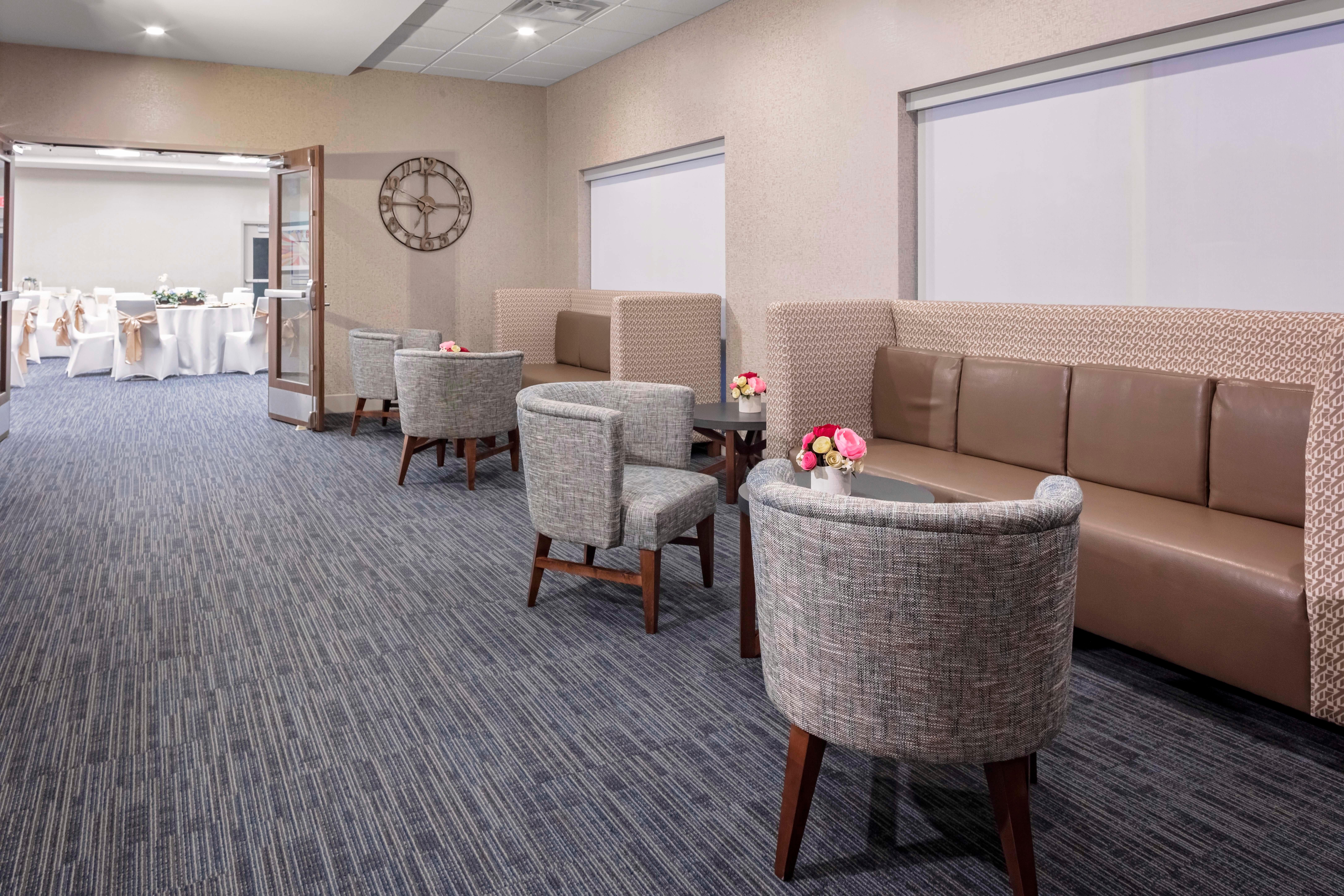 Express & - By Ihg 3* Madison