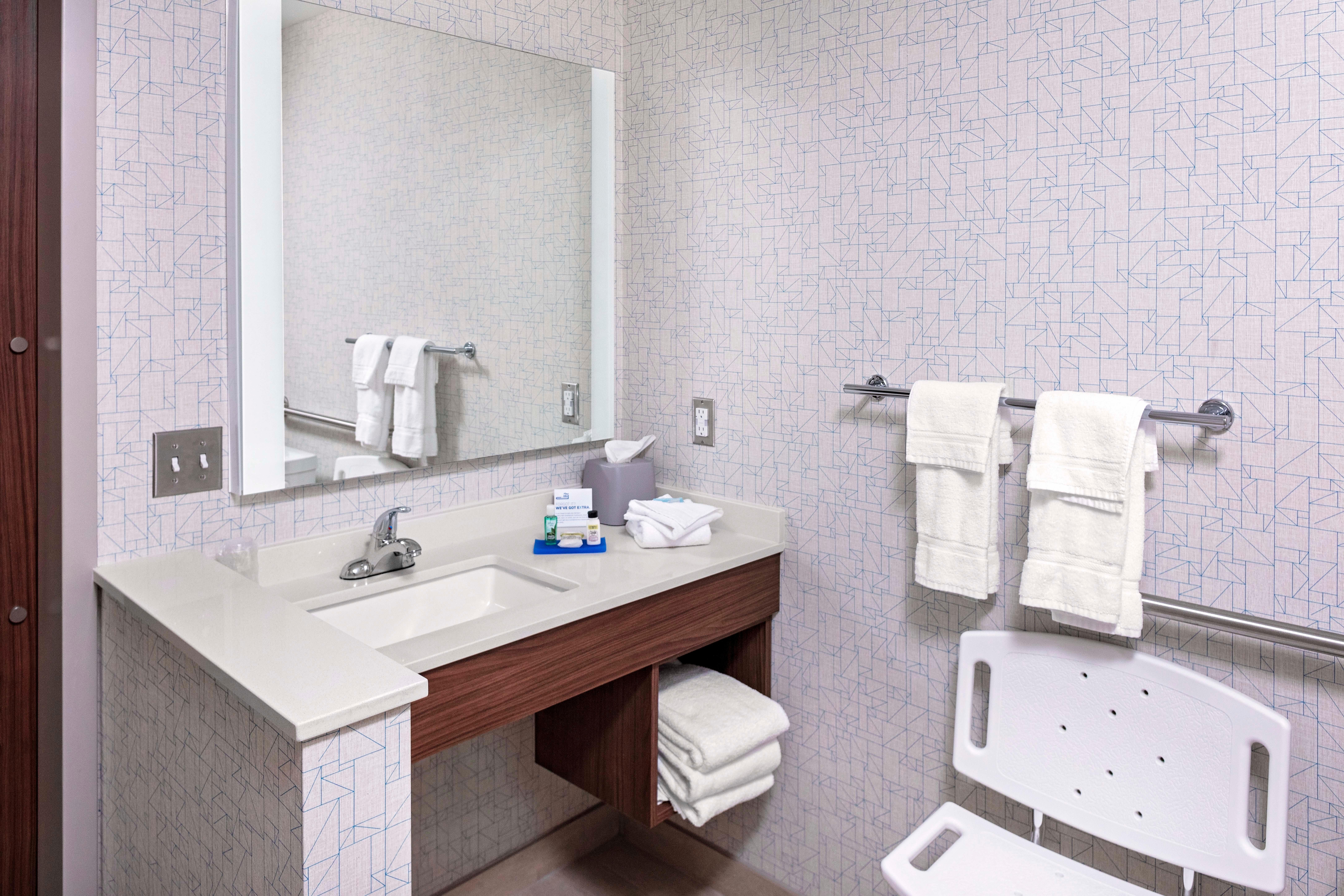 Express & - By Ihg