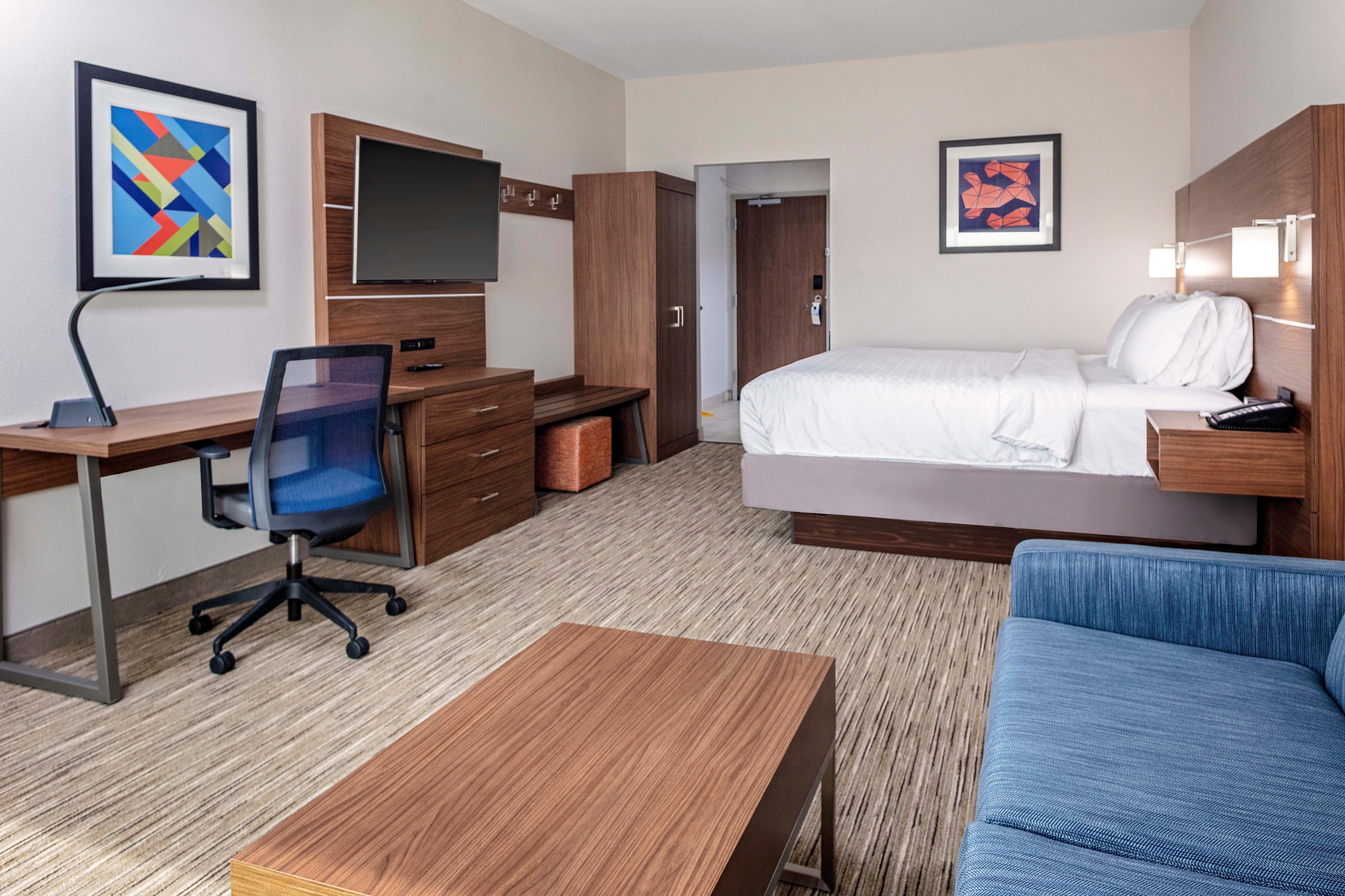 Holiday Express & - By Ihg
